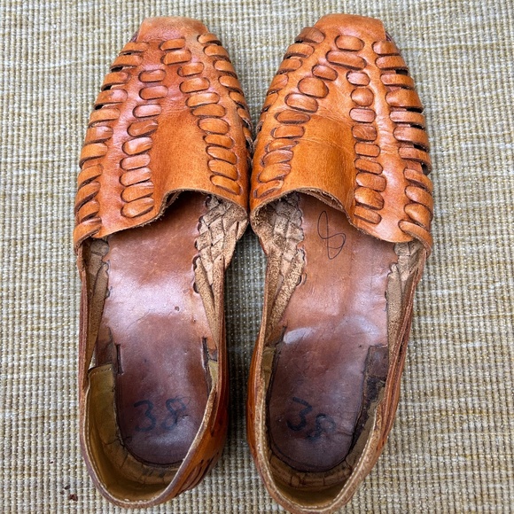 LEATHER HUARACHE SANDALS, HAND MADE IN EQUADOR. women's size 8, - Picture 1 of 10